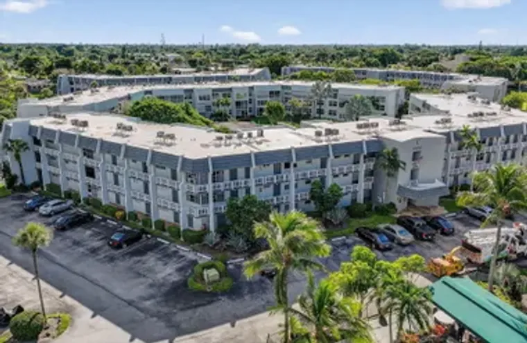 6650 ROYAL PALM BLVD 203C, MARGATE, FL, ..., Margate, FL 33063