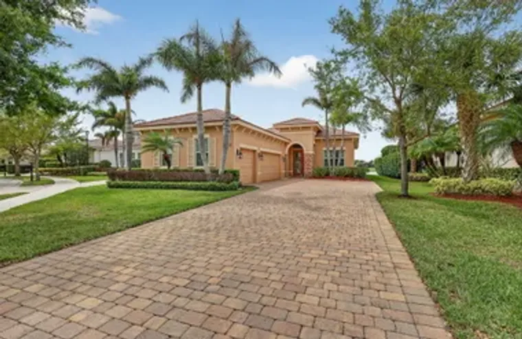 10730 SW VISCONTI WAY, PORT ST. LUCIE, F..., Port St. Lucie, FL 34986