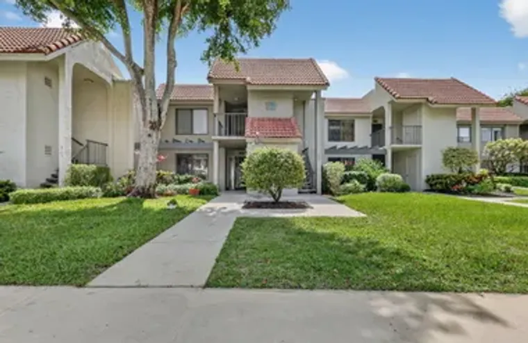 5561 FAIRWAY PARK DR 203, BOYNTON BEACH,..., Boynton Beach, FL 33437