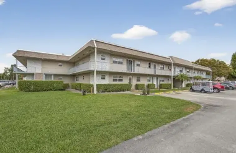 202 OXFORD 200 200, WEST PALM BEACH, FL,..., West Palm Beach, FL 33417