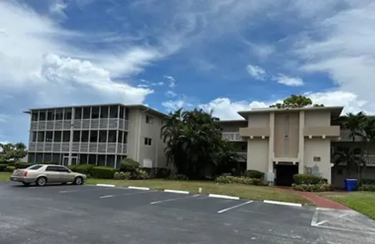 2562 GARDEN DR 305, LAKE WORTH BEACH, FL..., Lake Worth Beach, FL 33461