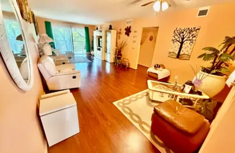 2004 GRANADA DR F4, COCONUT CREEK, FL, 3..., Coconut Creek, FL 33066