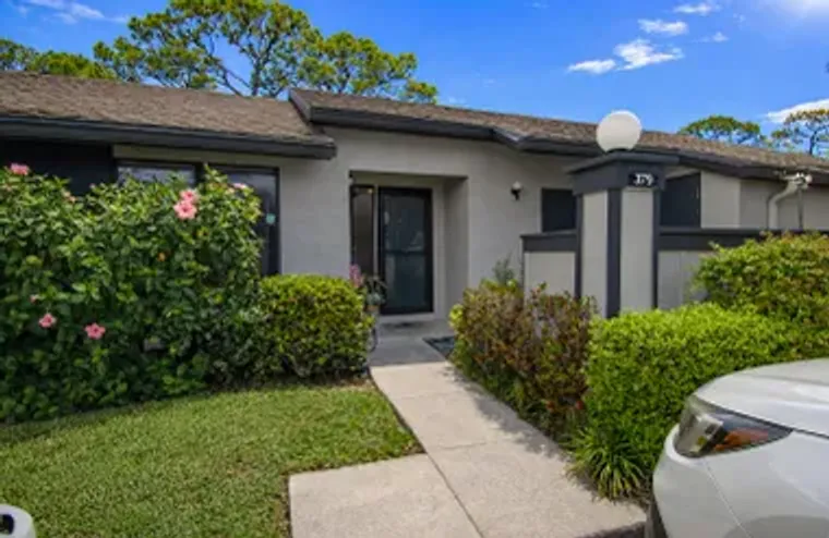 379 OTTAWA CT, ROYAL PALM BEACH, FL, 334..., Royal Palm Beach, FL 33411