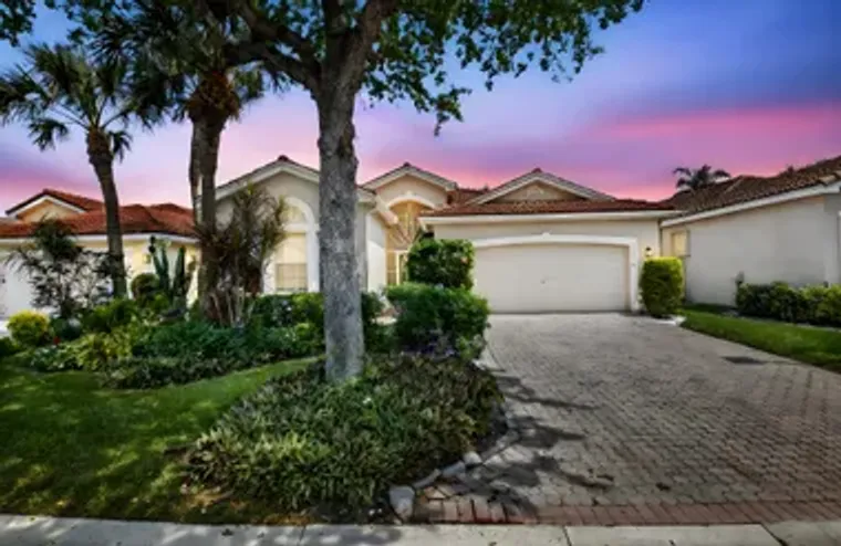 13738 PLAZA MAYOR DR, DELRAY BEACH, FL, ..., Delray Beach, FL 33446