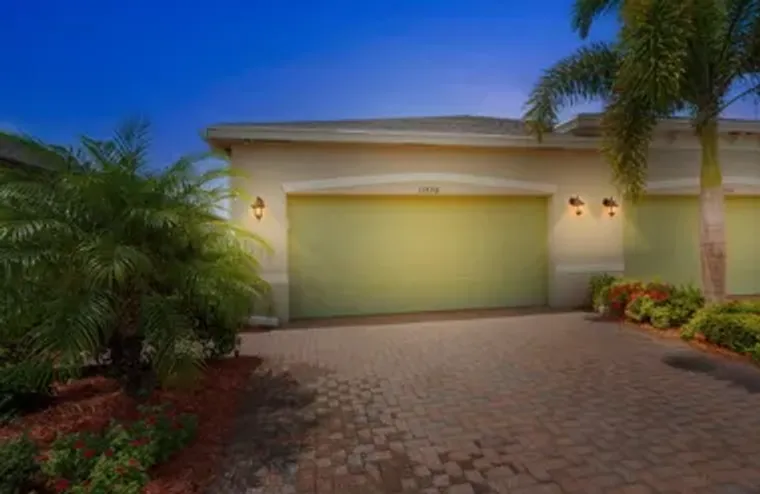 12898 SW LAKE FERN CIR, PORT ST. LUCIE, ..., Port St. Lucie, FL 34987