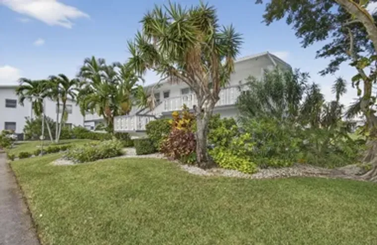 64 CANTERBURY C C, WEST PALM BEACH, FL, ..., West Palm Beach, FL 33417