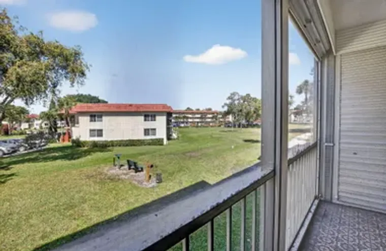 8921 S HOLLYBROOK BLVD 209, PEMBROKE PIN..., Pembroke Pines, FL 33025