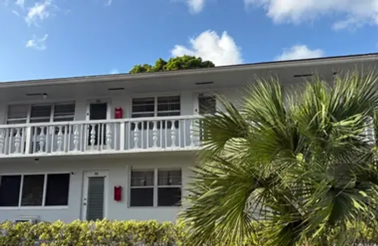 64 SUSSEX C C, WEST PALM BEACH, FL, 3341..., West Palm Beach, FL 33417