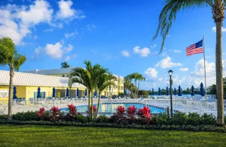 33 COLONIAL CLUB DR 203, BOYNTON BEACH, ..., Boynton Beach, FL 33435