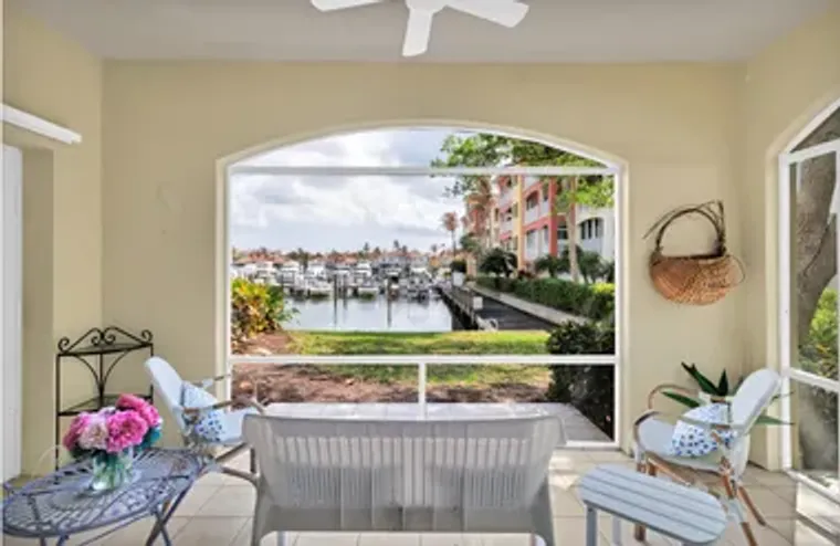 5520 N HARBOR VILLAGE DR 105, VERO BEACH..., Vero Beach, FL 32967