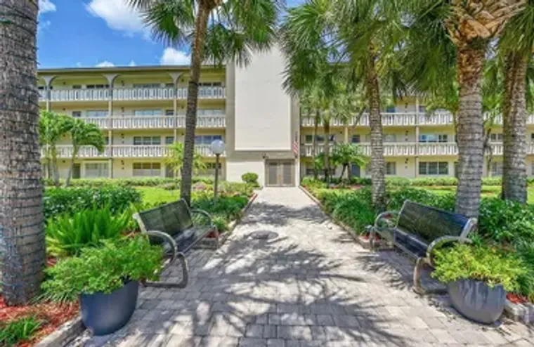 4701 MARTINIQUE DR K3, COCONUT CREEK, FL..., Coconut Creek, FL 33066