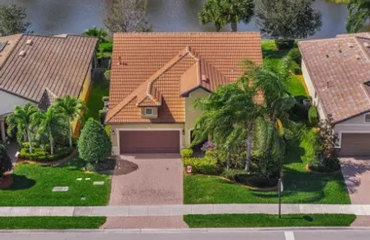 283 SE COURANCES DR, PORT ST. LUCIE, FL,..., Port St. Lucie, FL 34984