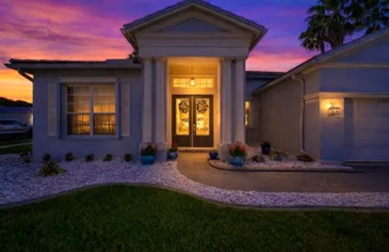 261 SW LAKE FOREST WAY, PORT ST. LUCIE, ..., Port St. Lucie, FL 34986