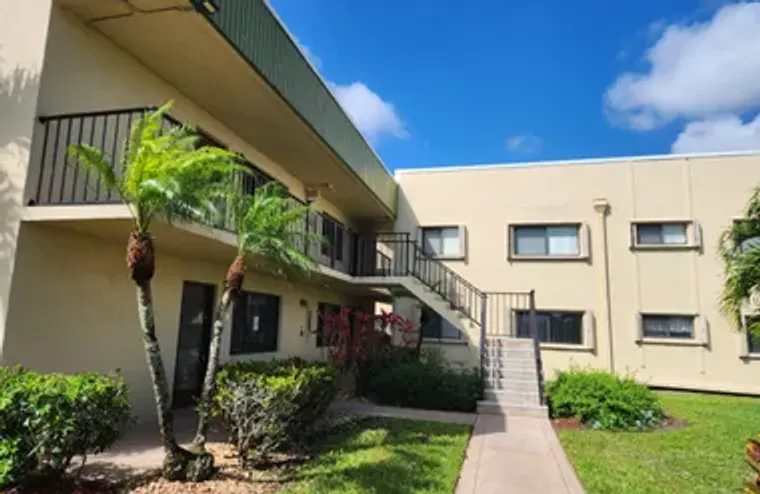 15217 LAKES OF DELRAY BLVD 87, DELRAY BE..., Delray Beach, FL 33484