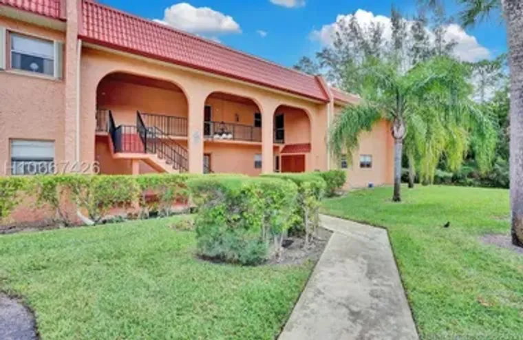 235 LAKE DORA DR 235, WEST PALM BEACH, F..., West Palm Beach, FL 33411