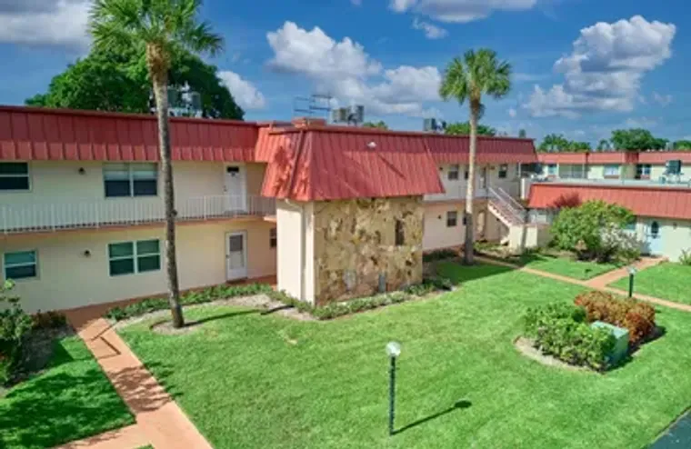 12021 W GREENWAY DR 105, ROYAL PALM BEAC..., Royal Palm Beach, FL 33411