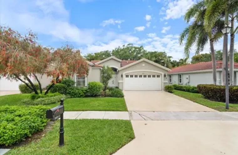 9950 HARBOUR LAKE CIR, BOYNTON BEACH, FL..., Boynton Beach, FL 33437