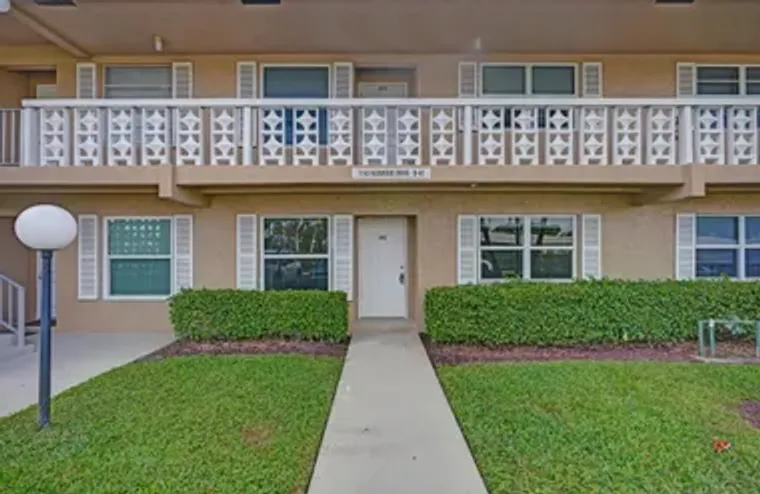 1140 BOXWOOD DR 102, DELRAY BEACH, FL, 3..., Delray Beach, FL 33445