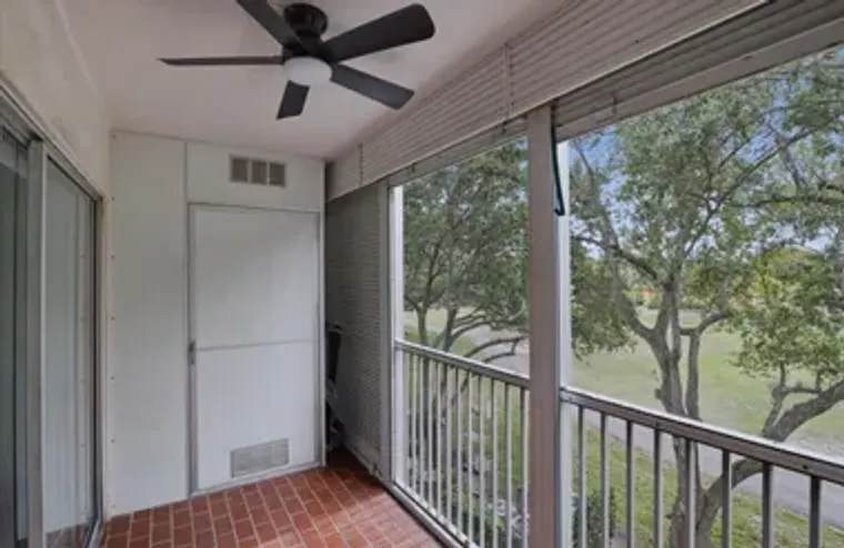 700 SW 128TH AVE 310C, PEMBROKE PINES, F..., Pembroke Pines, FL 33027