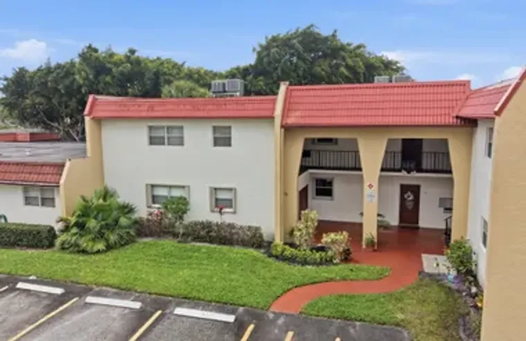 112 LAKE ANNE DR, WEST PALM BEACH, FL, 3..., West Palm Beach, FL 33411