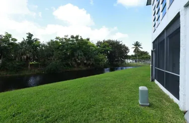 6570 ROYAL PALM BLVD 106J, MARGATE, FL, ..., Margate, FL 33063