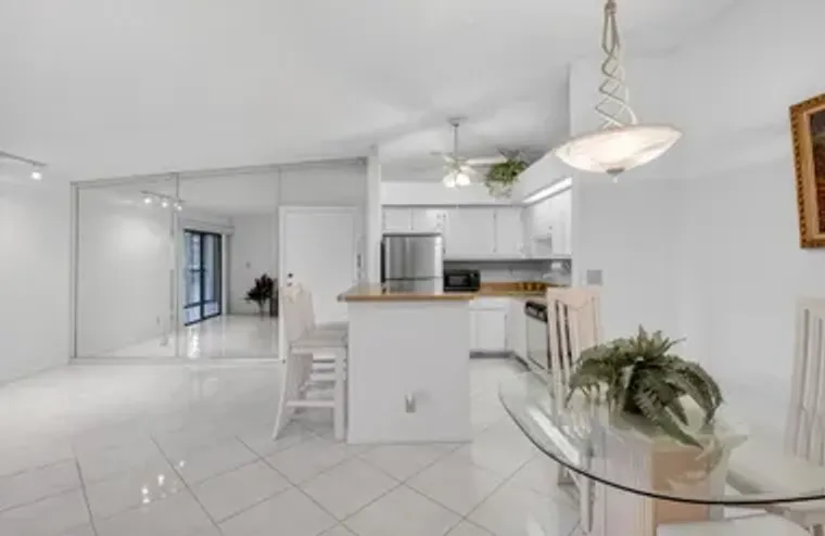 15496 LAKES OF DELRAY BLVD 206, DELRAY B..., Delray Beach, FL 33484