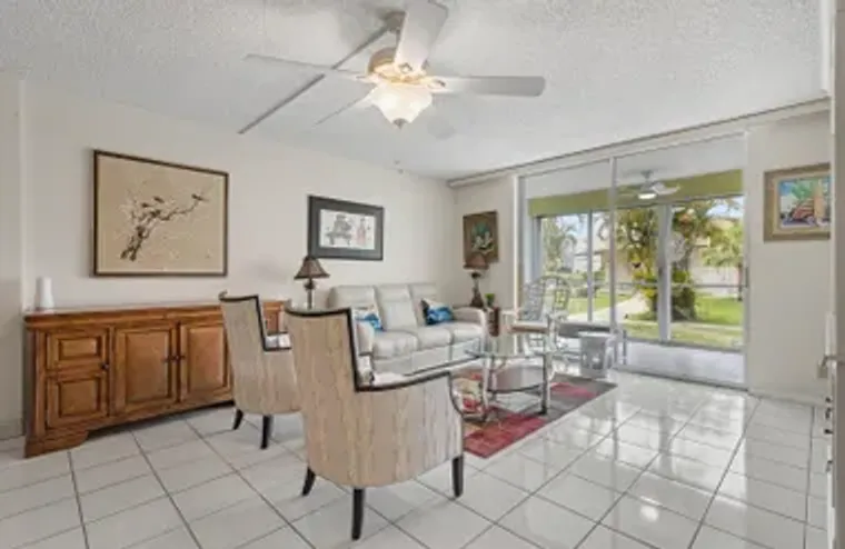 414 SE 10TH ST 102, DANIA BEACH, FL, 330..., Dania Beach, FL 33004