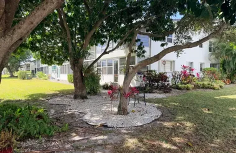228 NORTHAMPTON L 228, WEST PALM BEACH, ..., West Palm Beach, FL 33417