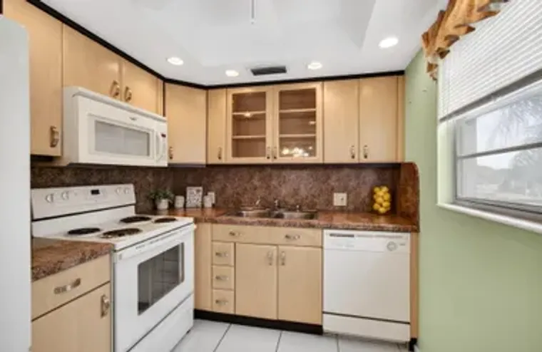 19 SUFFOLK A A, BOCA RATON, FL, 33434, Boca Raton, FL 33434