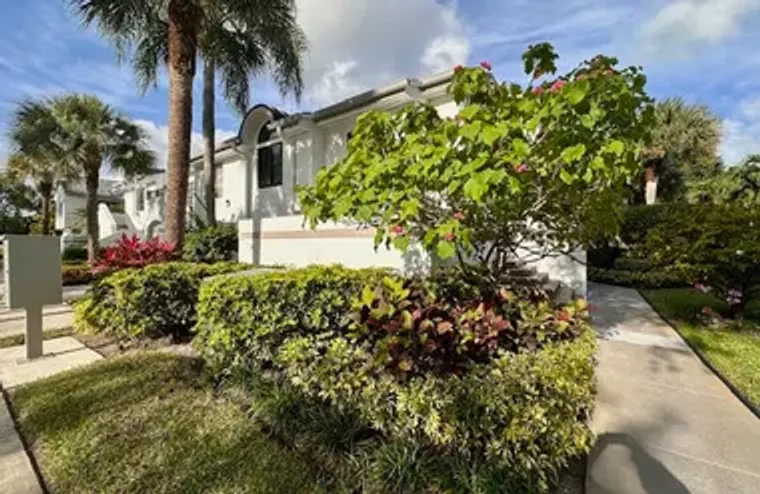 7449 GLENDEVON LN 104, DELRAY BEACH, FL,..., Delray Beach, FL 33446