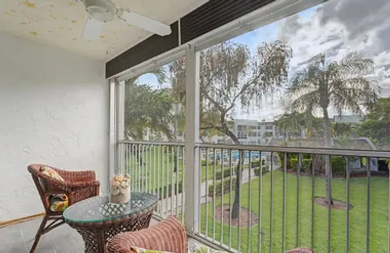 6800 ROYAL PALM BLVD 207F, MARGATE, FL, ..., Margate, FL 33063