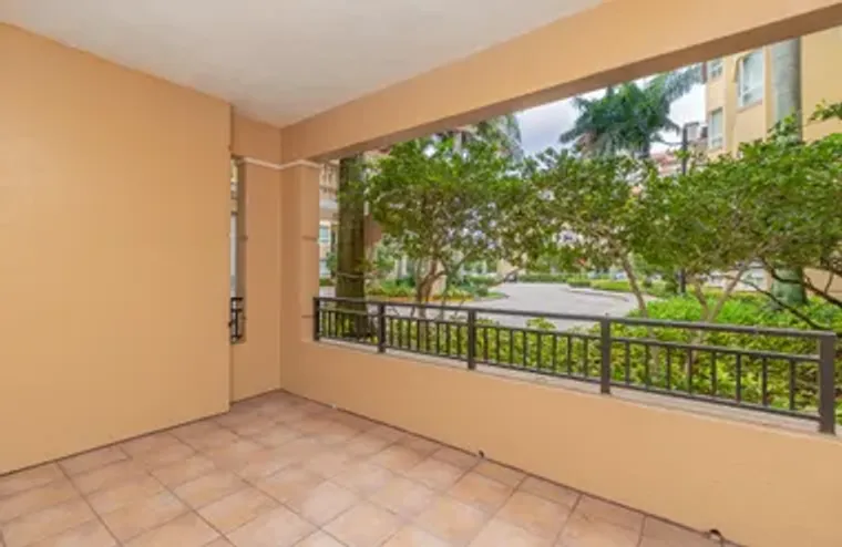 16101 EMERALD ESTATES DR 146, WESTON, FL..., Weston, FL 33331