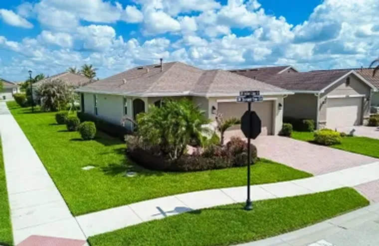 9792 SW TRUMPET TREE CIR, PORT ST. LUCIE..., Port St. Lucie, FL 34987