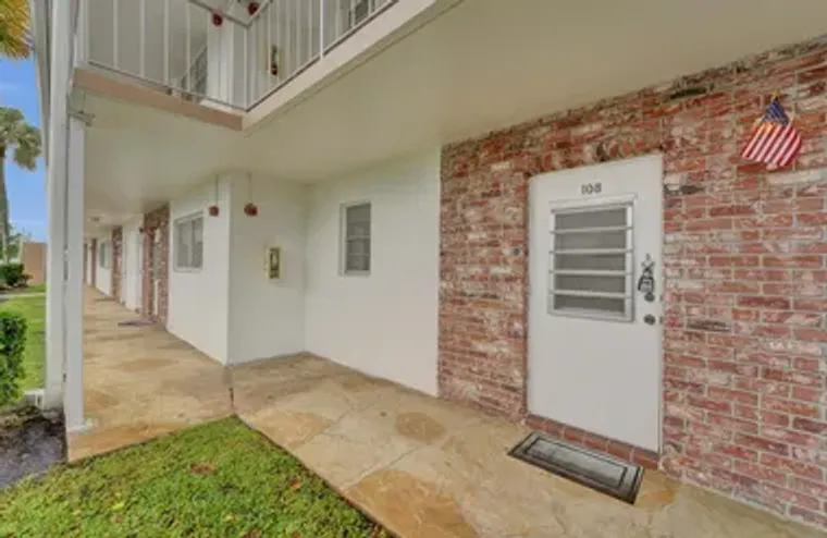2551 W GOLF BLVD 108, POMPANO BEACH, FL,..., Pompano Beach, FL 33064