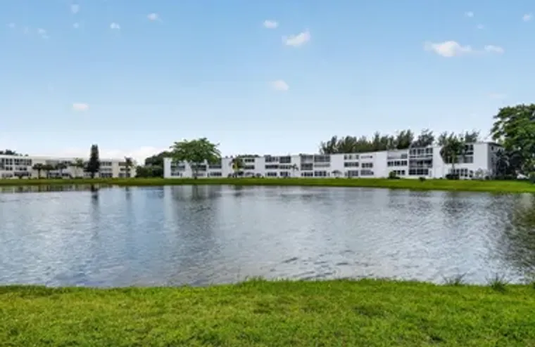 202 WELLINGTON D D, WEST PALM BEACH, FL,..., West Palm Beach, FL 33417
