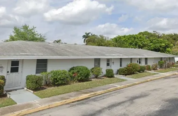 61 E CT, ROYAL PALM BEACH, FL, 33411, Royal Palm Beach, FL 33411