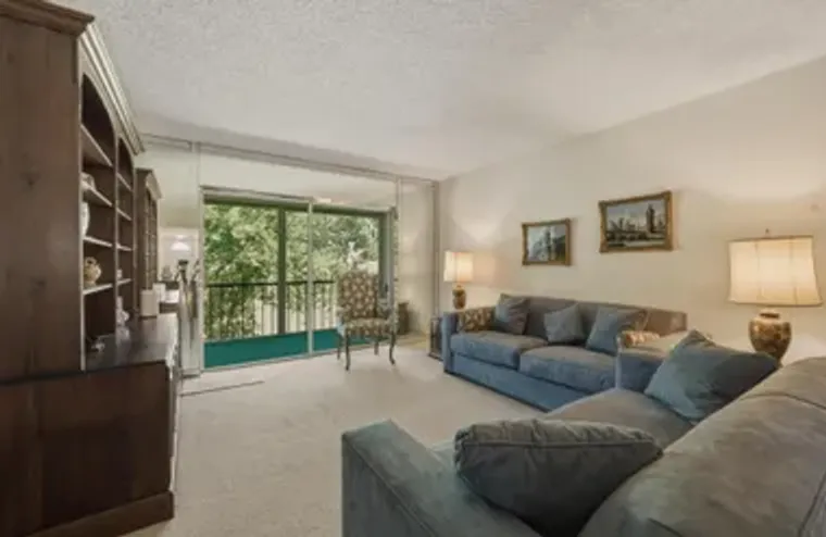 8970 S HOLLYBROOK BLVD 308, PEMBROKE PIN..., Pembroke Pines, FL 33025