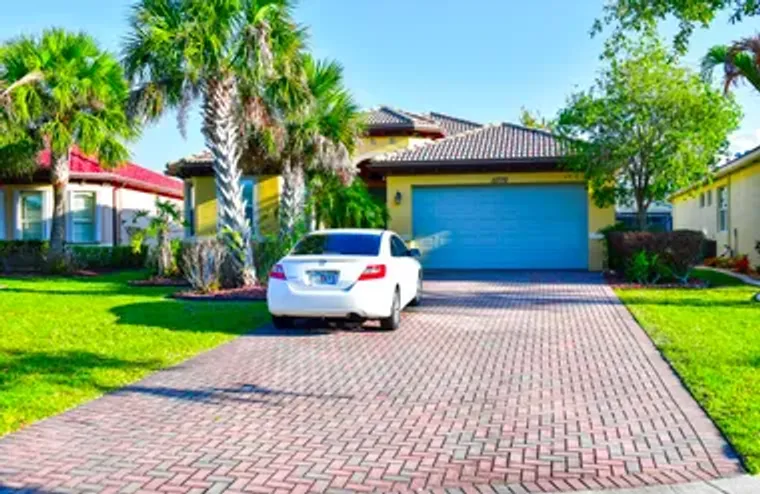 11770 SW CRESTWOOD CIR, PORT ST. LUCIE, ..., Port St. Lucie, FL 34987