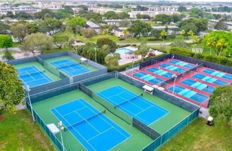 3204 PORTOFINO PT B4, COCONUT CREEK, FL,..., Coconut Creek, FL 33066