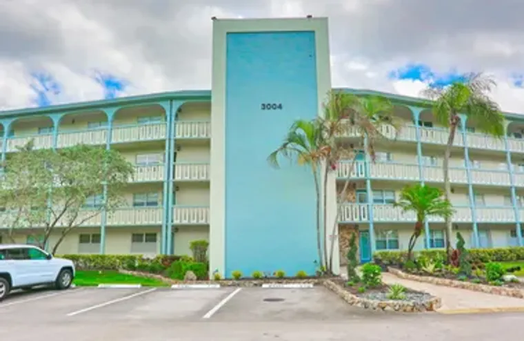 3004 PORTOFINO ISLE G3, COCONUT CREEK, F..., Coconut Creek, FL 33066