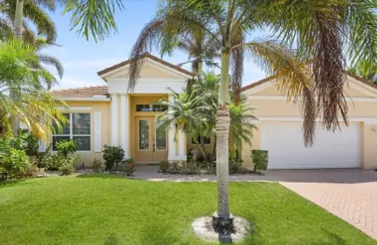 521 SW LAKE MANATEE WAY, PORT ST. LUCIE,..., Port St. Lucie, FL 34986