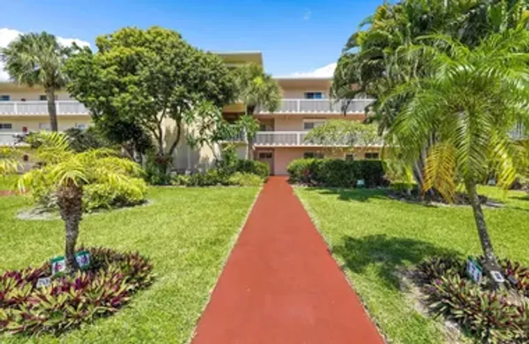 2856 S GARDEN DR DR 212, LAKE WORTH, FL,..., Lake Worth, FL 33461