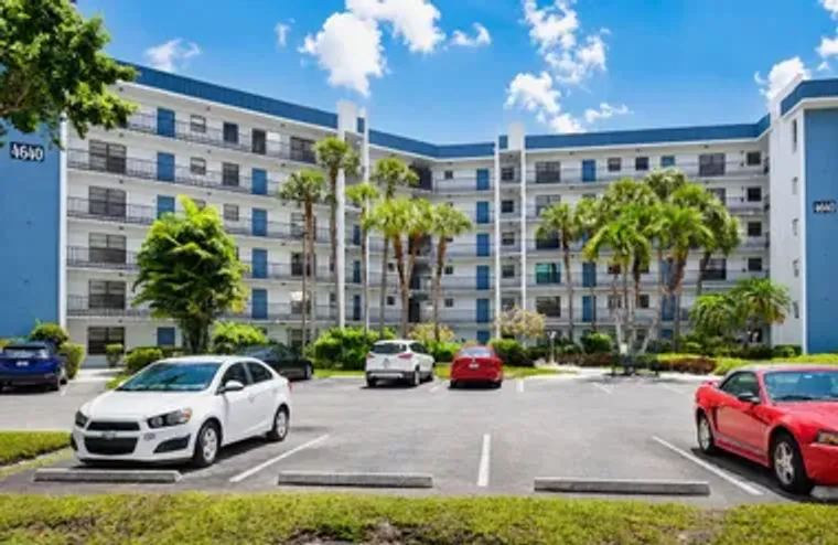4640 LUCERNE LAKES BLVD 205, LAKE WORTH,..., Lake Worth, FL 33467