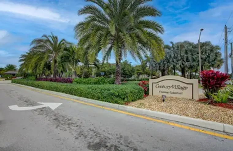 1200 SW 130TH AVE 402G, PEMBROKE PINES, ..., Pembroke Pines, FL 33027