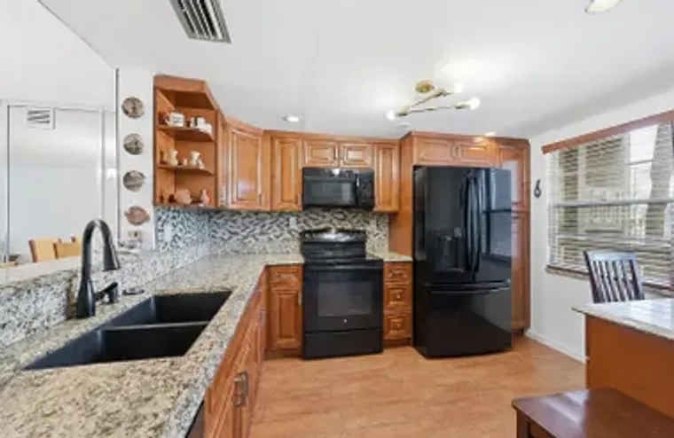 3005 PORTOFINO ISLE M2, COCONUT CREEK, F..., Coconut Creek, FL 33066