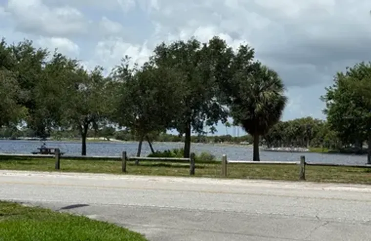 3040 LAKE OSBORNE DR 111, LAKE WORTH BEA..., Lake Worth Beach, FL 33461