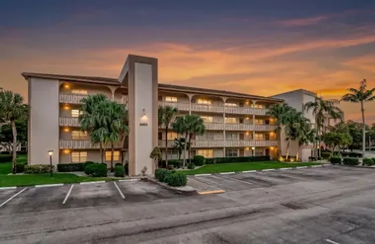 2401 ANTIGUA CIR F1, COCONUT CREEK, FL, ..., Coconut Creek, FL 33066