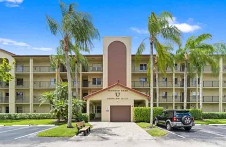 13000 SW 15TH CT 311U, PEMBROKE PINES, F..., Pembroke Pines, FL 33027