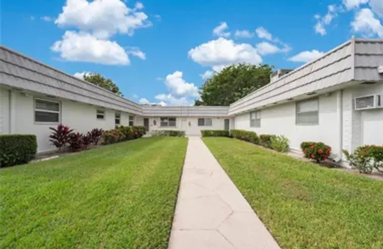 201 VALENCIA I I, DELRAY BEACH, FL, 3344..., Delray Beach, FL 33446