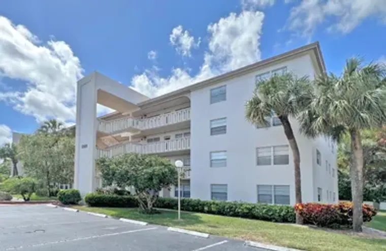 1901 BERMUDA CIR M2, COCONUT CREEK, FL, ..., Coconut Creek, FL 33066